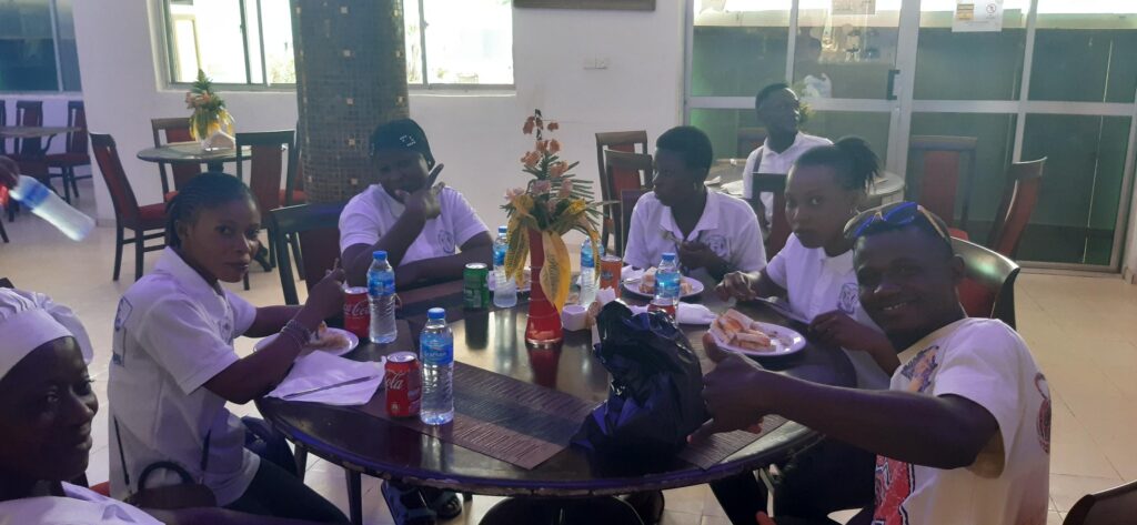 Students enjoying lunch